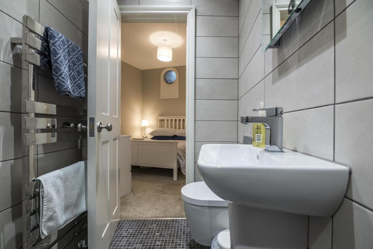 Sea Legs - 2 Bedroom Apartment - 텐비 외부 사진